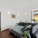 Experience Apartment